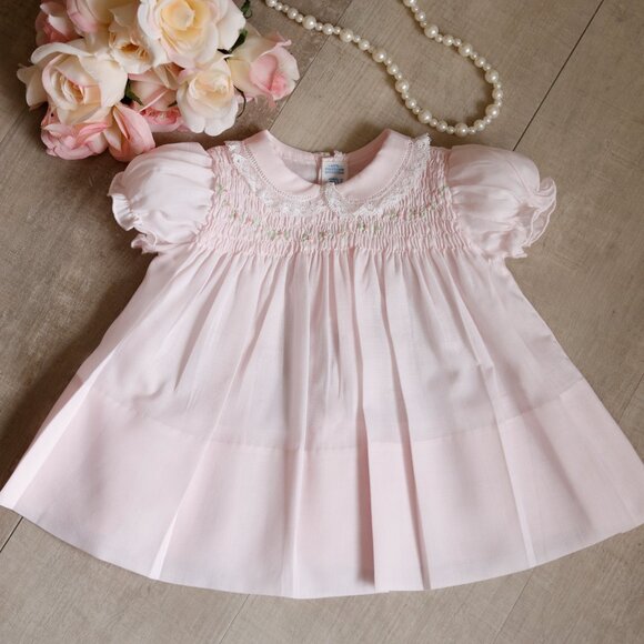 RARE UNIQUE Pink Smocked Dress Newborn Vintage Feltman Brothers Like New - Picture 1 of 7